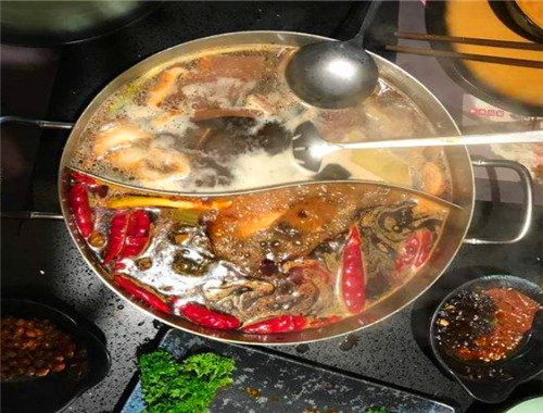 花椒遇见辣椒火锅