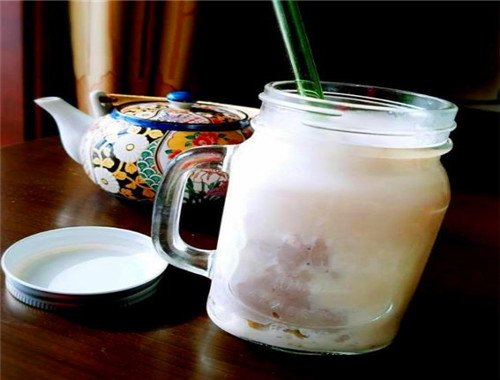 萌鲜森奶茶