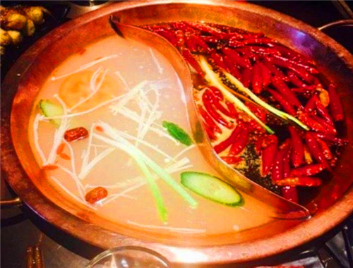辣伍鲜毛肚火锅