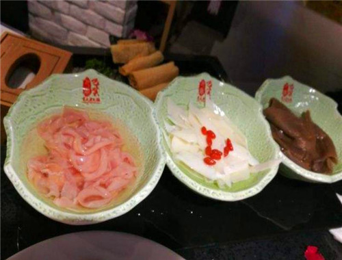巴实火锅