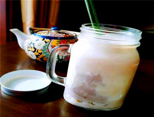 萌鲜森奶茶