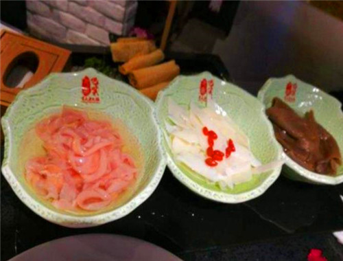 巴实火锅