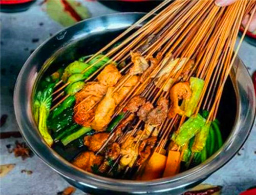 串小游冷锅串串