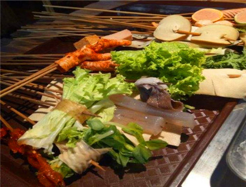 矛椒火辣串串香