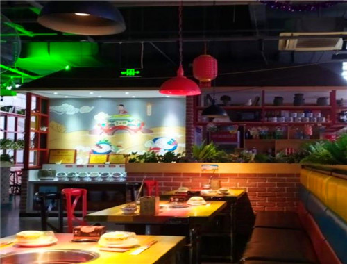 贾小贱成都筒子串串