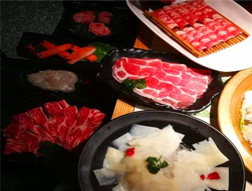好时利火锅