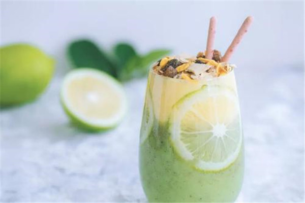 滋趣奶茶加盟