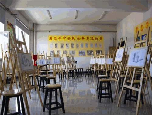 起源美术空间