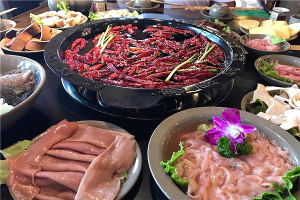 小洞天火锅