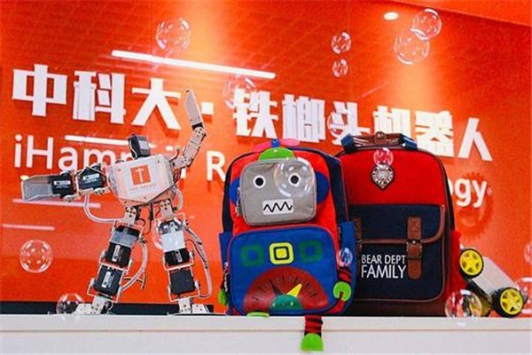 铁榔头机器人