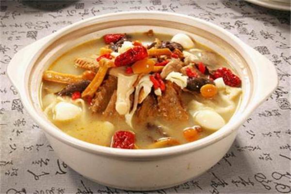 烹品锅物料理