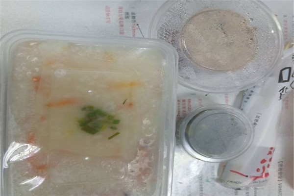 优米海鲜粥
