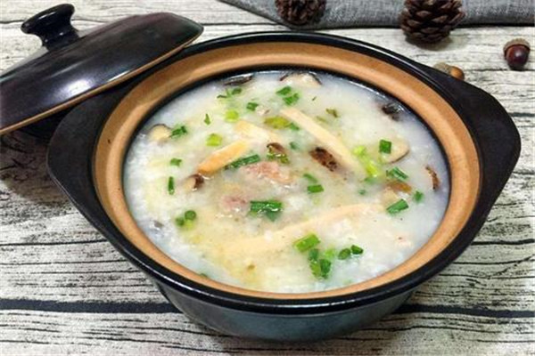 潮州海鲜砂锅粥