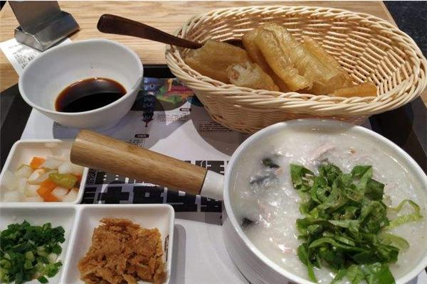 哈喀鸭肉粥坊