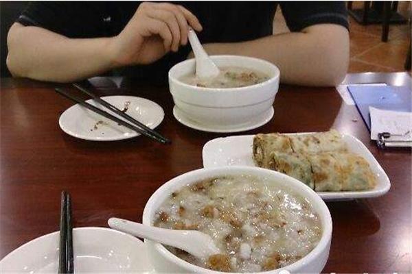 楚楚园馅饼粥店