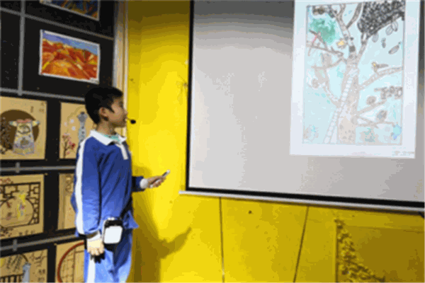 伯尼演讲美术