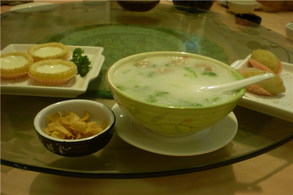 品记粥铺