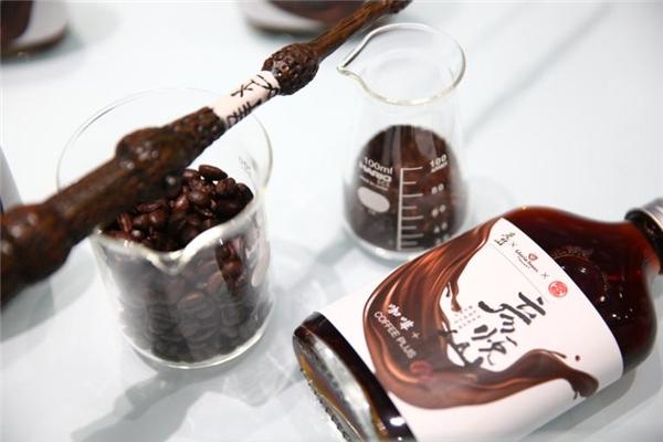 彦悦山茶饮