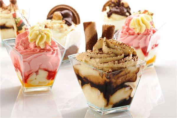 甜园风情酸奶冰淇淋