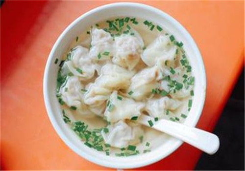 春宝馄饨