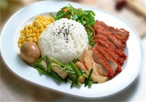 绝美一家快餐