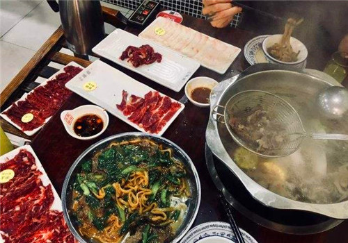 腾强汕头火锅
