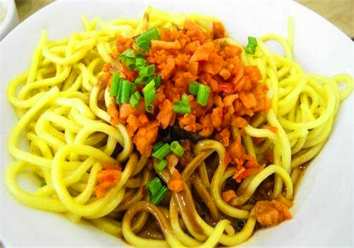 蔡明伟热干面