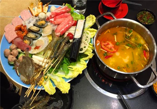 曼柠香泰式海鲜火锅