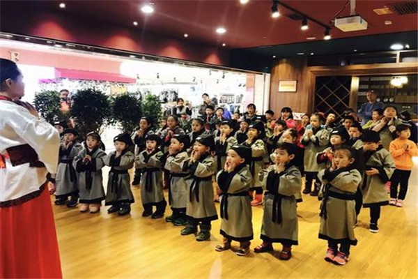 格物明道国学美术
