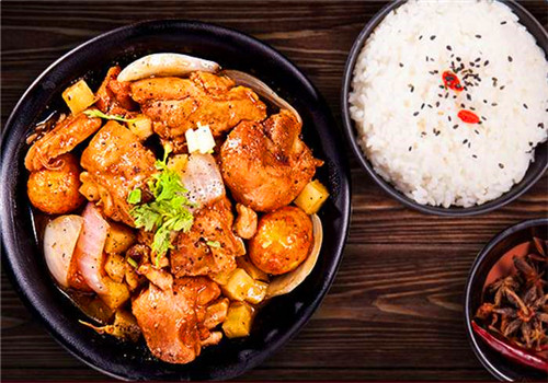 吉胤祥黑椒鸡肉饭