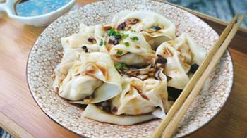 范聪明馄饨