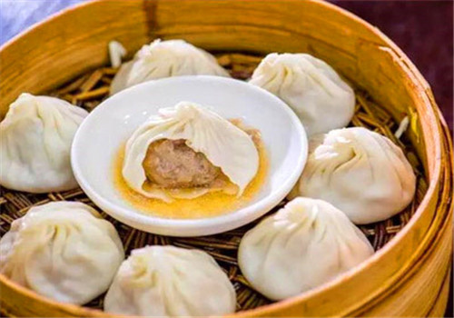 忆秦园小笼包