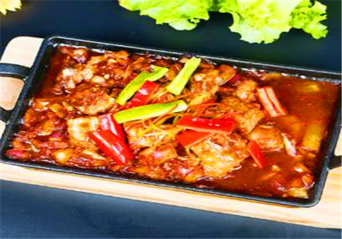 渔米先生湘派煲仔饭
