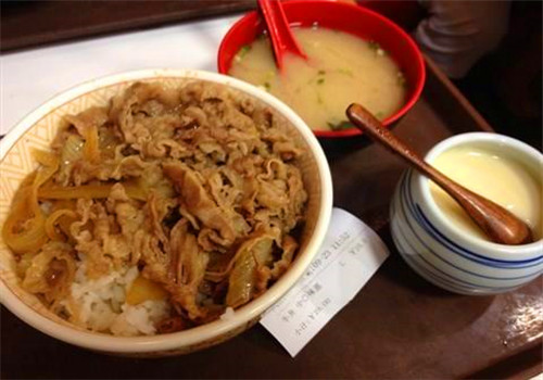 希食东牛肉饭