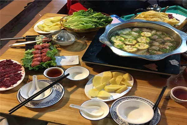传记潮发牛肉火锅