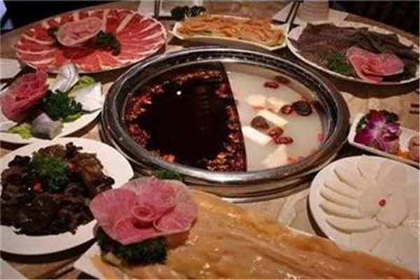 楠柏弯火锅