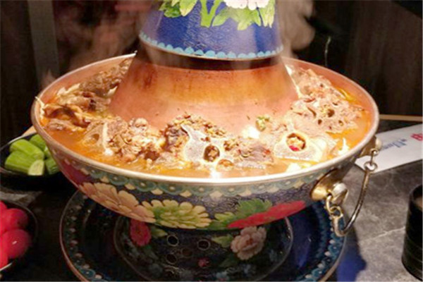 红盔甲火锅小龙虾