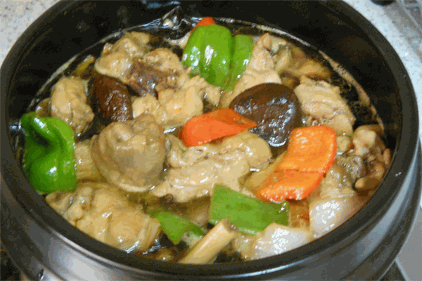 泉味源黄焖鸡米饭