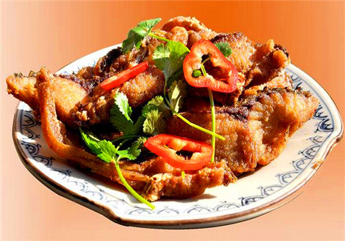 小阿哥酥鱼坊