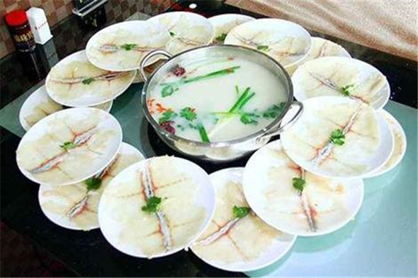 丽江龙继斑鱼庄