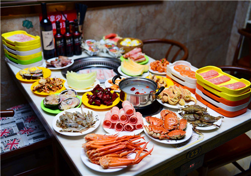 和谐号烤肉海鲜火锅自助