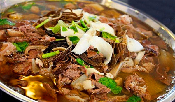 三顾牛炉