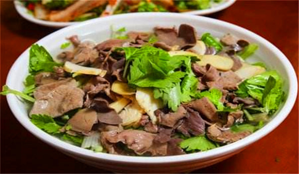 三顾牛炉