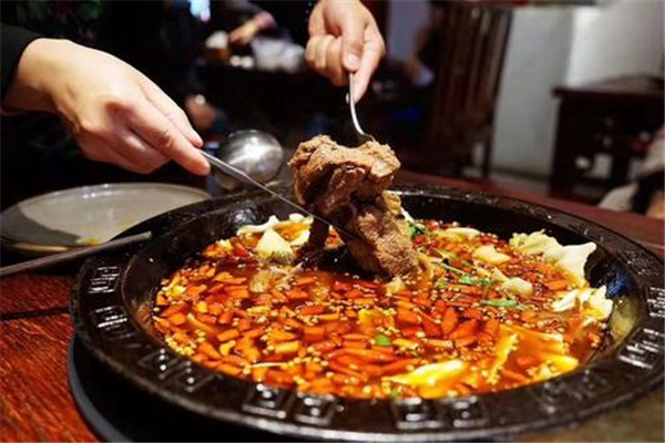 重庆受气牛肉火锅