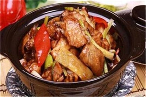 麻尚香瓦香鸡米饭