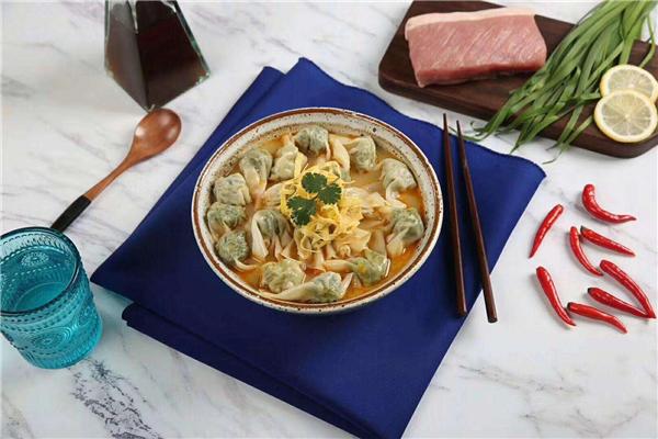 煮元张脆皮馄饨