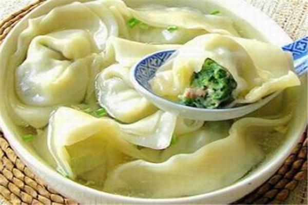 满宝馄饨
