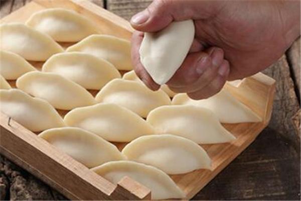 清和传家水饺