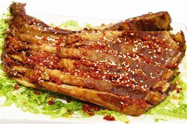 正宗鞑子烤羊腿