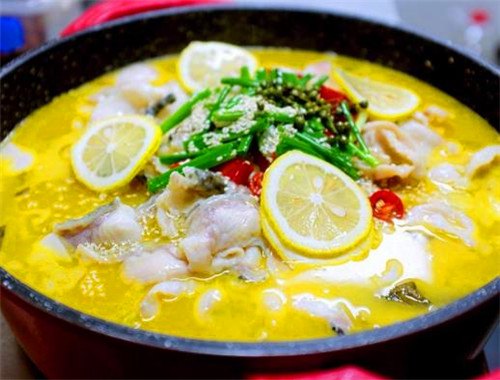 撸串酸菜鱼